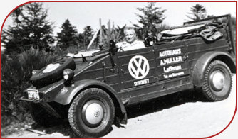 1956 Adolf Müller unterwegs im VW Kübelwagen