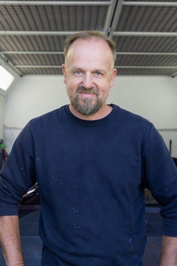 Uwe Schnappauf im Autohaus Müller-Wolpert